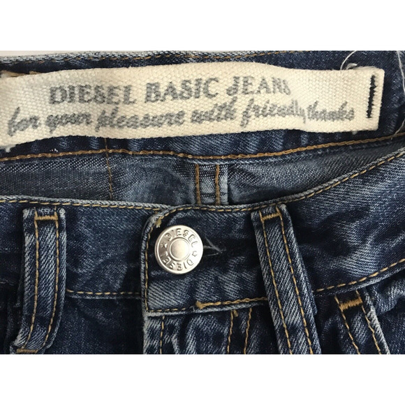 DIESEL Industry Basic Jeans Women's size 27 Boot Cut Made in Italy Med Wash - Picture 3 of 6